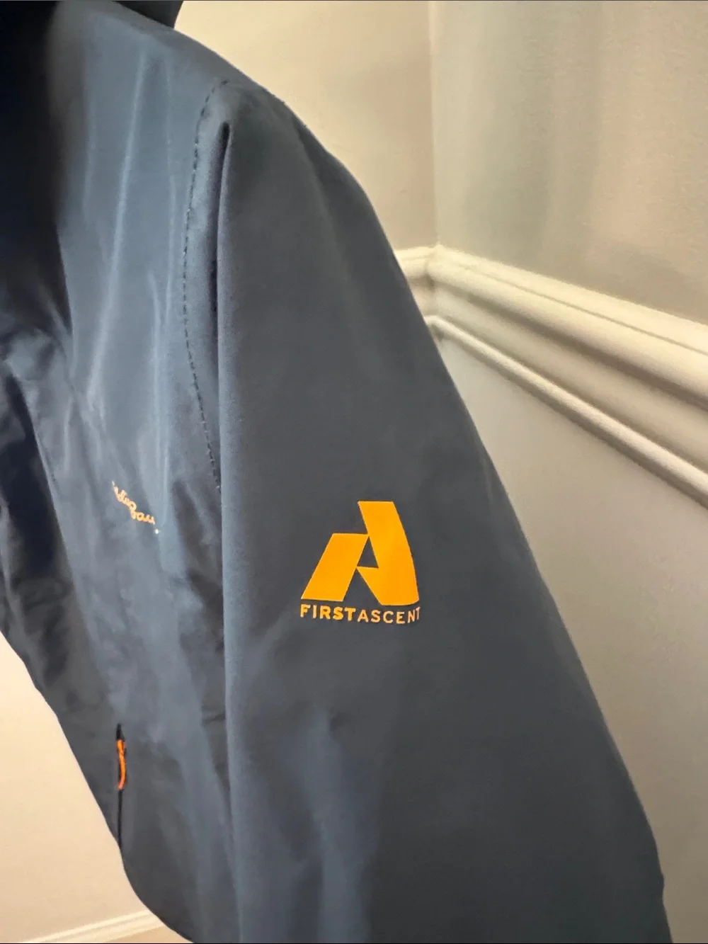 Eddie Bauer Boys’ Hooded Rainfoil Jacket SZ large-14-16 Slate Blue  Orange Lined